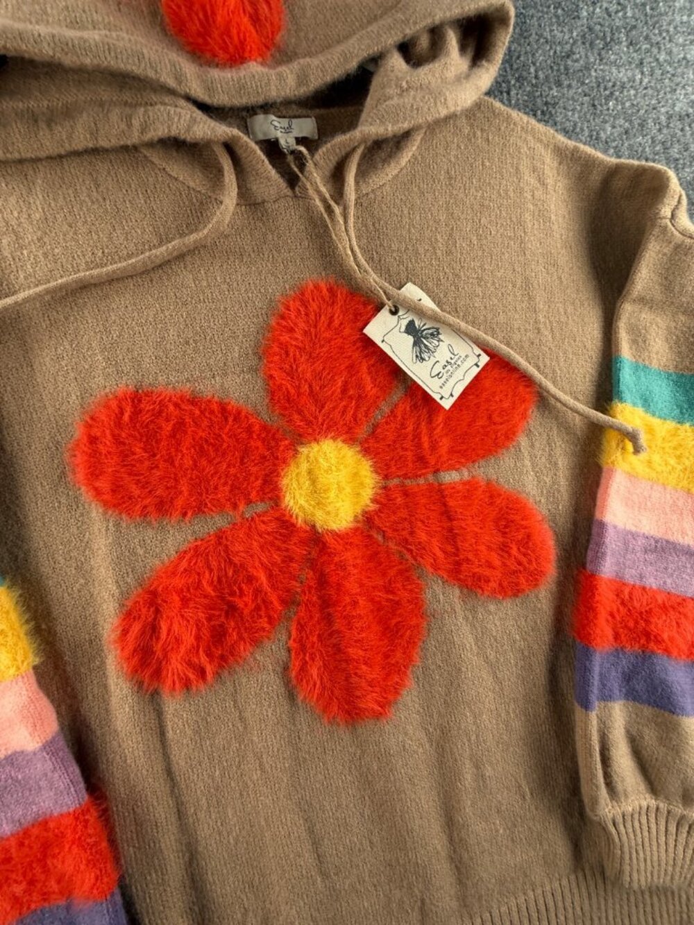 NWT Easel Sweater Beige Colorful Floral Soft Acrylic Blend Large Knit Hooded - Picture 4 of 15
